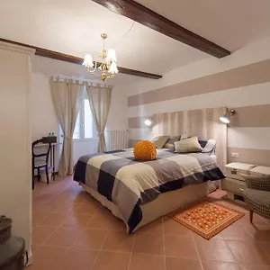 La Trinuzia Pensión Prato (Prato)